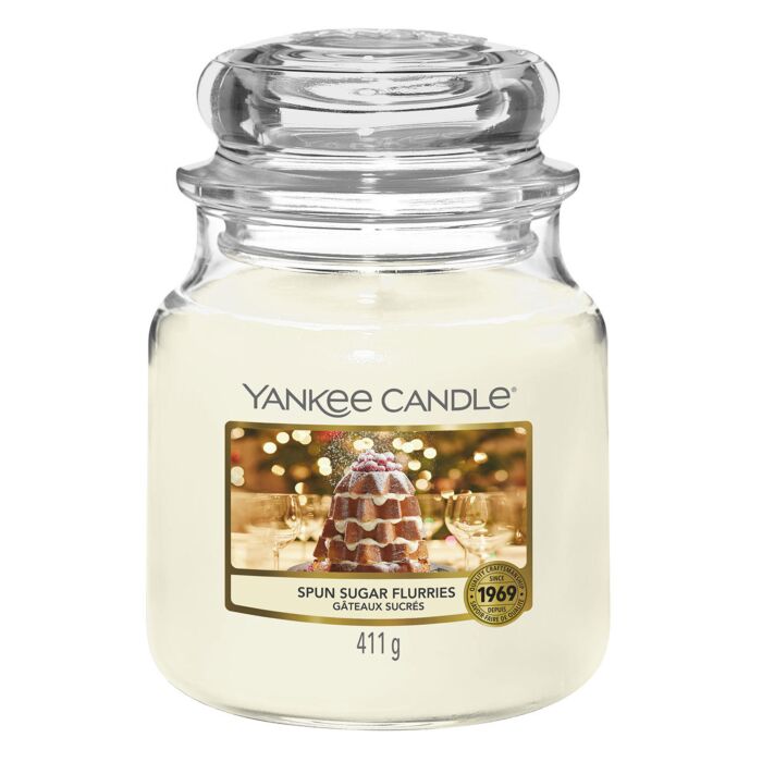 Yankee Candle - Spun Sugar Flurries - Medium Jar Candle